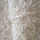 Атлас  с нашивными розами Белый (100м, см.метраж)
